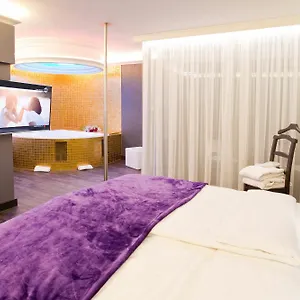 4* Hotel Design